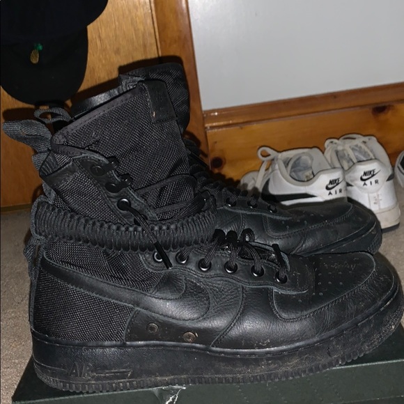 Special Ops Nike AF1s - Picture 1 of 4